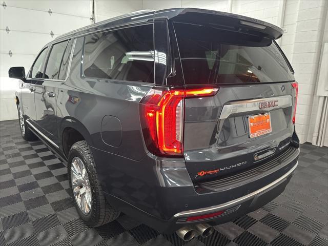 Photo of 2022 Hunter Metallic GMC Yukon XL