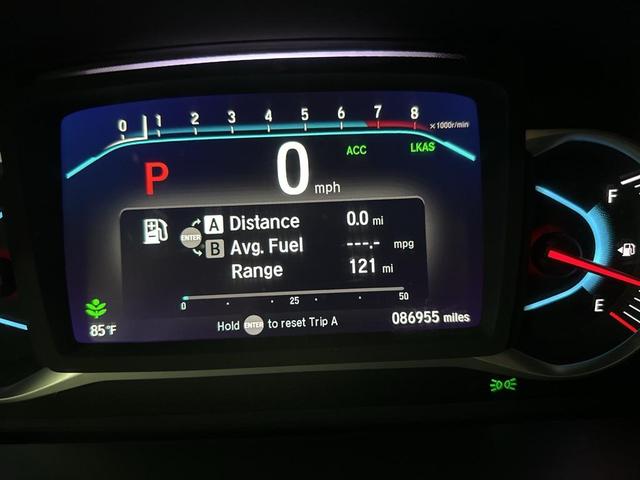 Photo of 2019 Lunar Silver Metallic Honda Pilot