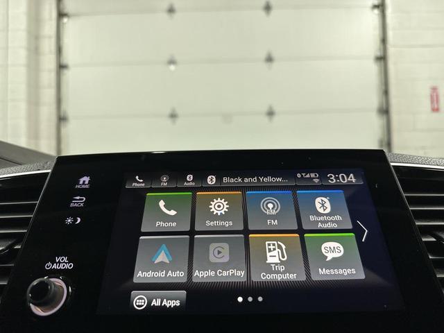 Photo of 2019 Lunar Silver Metallic Honda Pilot