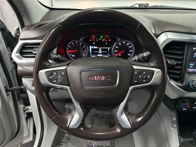 Photo of 2018 White Frost Tricoat GMC Acadia