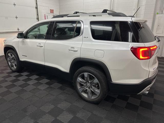 Photo of 2018 White Frost Tricoat GMC Acadia