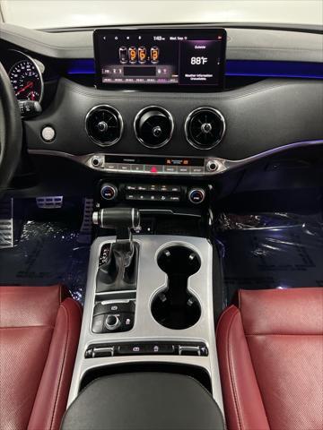 Photo of 2022 Ceramic Silver Kia Stinger