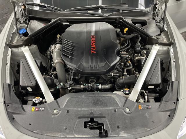 Photo of 2022 Ceramic Silver Kia Stinger