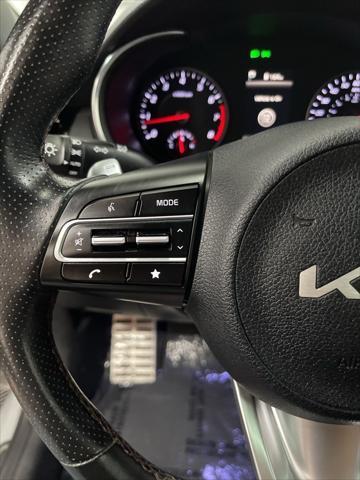 Photo of 2022 Ceramic Silver Kia Stinger