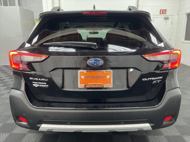 Photo of 2023 Crystal Black Silica Subaru Outback