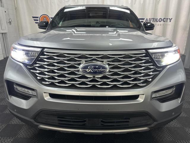 Photo of 2022 Iconic Silver Metallic Ford Explorer