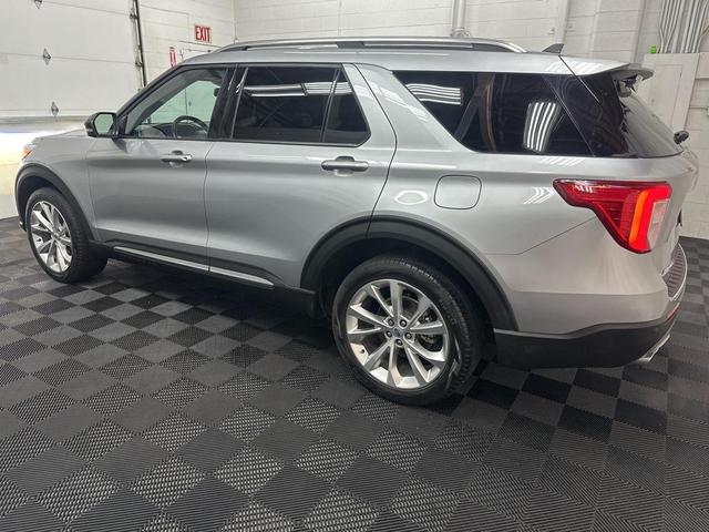 Photo of 2022 Iconic Silver Metallic Ford Explorer