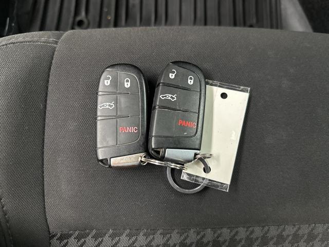 Photo of 2017 Go Mango Dodge Challenger