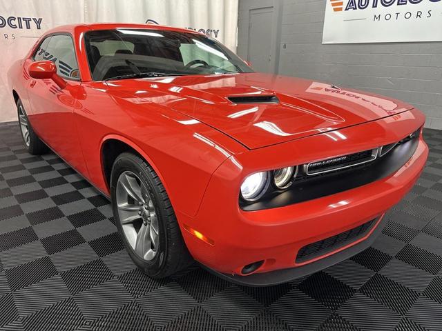 Photo of 2017 Go Mango Dodge Challenger
