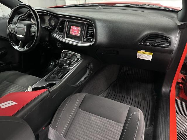 Photo of 2017 Go Mango Dodge Challenger