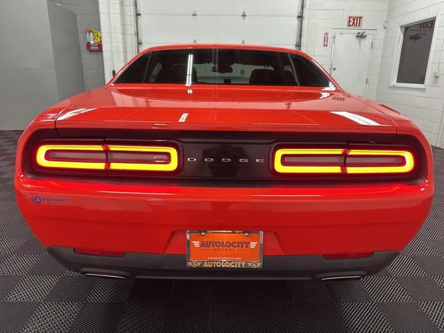 Photo of 2017 Go Mango Dodge Challenger