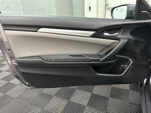 Photo of 2018 Modern Steel Metallic Honda Civic