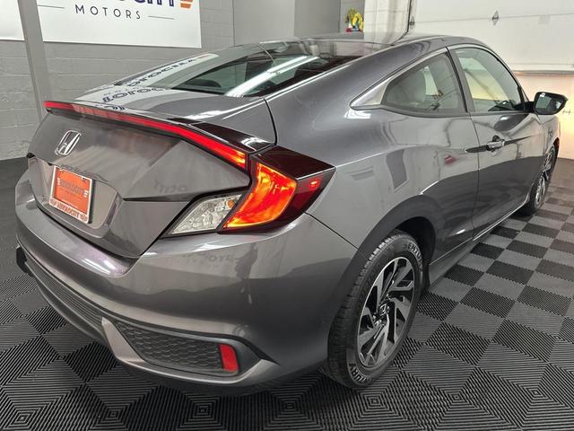 Photo of 2018 Modern Steel Metallic Honda Civic