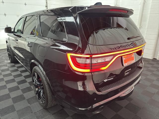 Photo of 2021 DB Black Crystal Clearcoat Dodge Durango