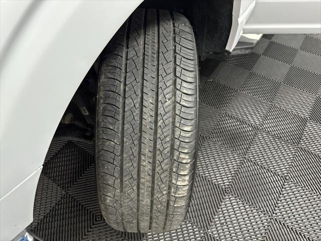 Photo of 2022 Oxford White Ford F-150