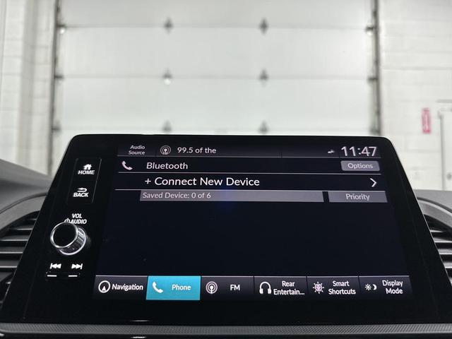 Photo of 2025 Platinum White Pearl Honda Odyssey