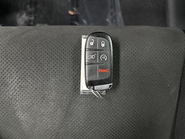 Photo of 2019 Billet Silver Metallic Clearcoat Jeep Grand Cherokee
