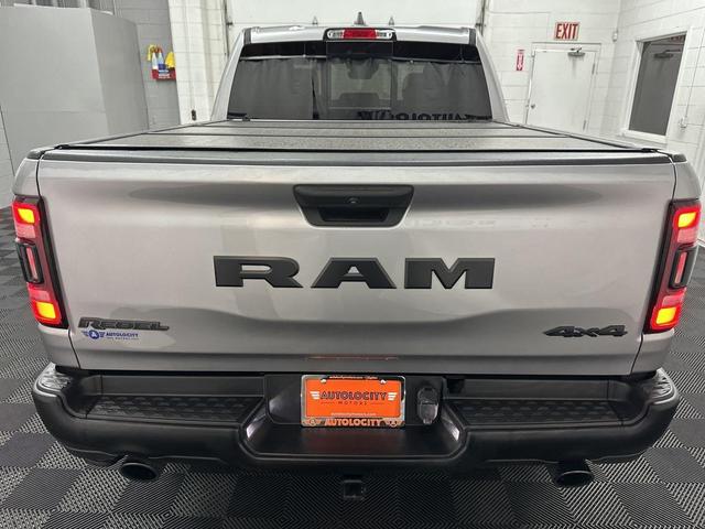 Photo of 2021 Billet Silver Metallic Clearcoat RAM 1500