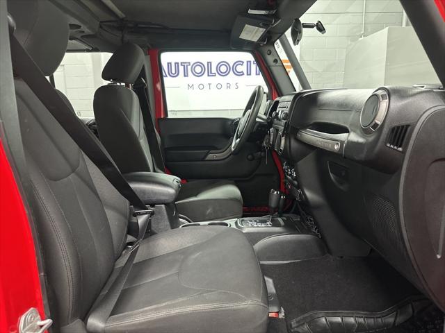 Photo of 2016 Firecracker Red Clearcoat Jeep Wrangler Unlimited