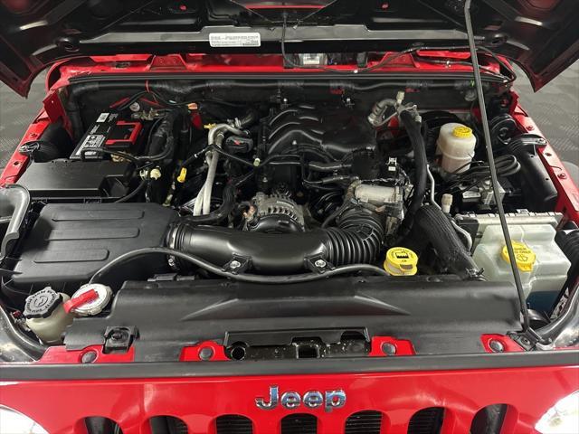 Photo of 2016 Firecracker Red Clearcoat Jeep Wrangler Unlimited