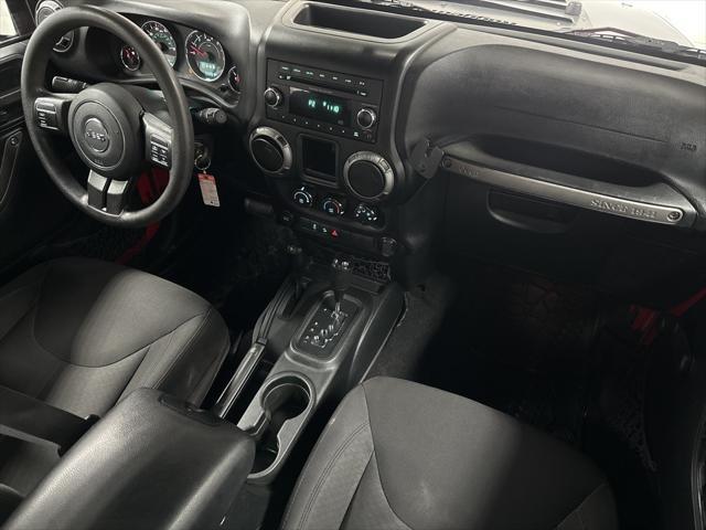 Photo of 2016 Firecracker Red Clearcoat Jeep Wrangler Unlimited