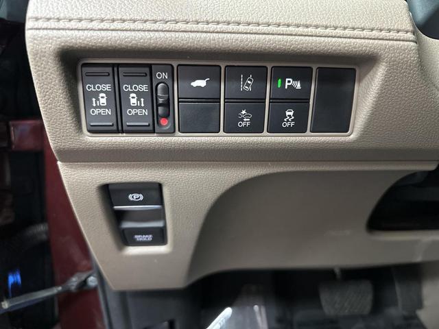 Photo of 2020 Deep Scarlet Pearl Honda Odyssey