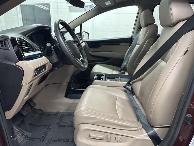 Photo of 2020 Deep Scarlet Pearl Honda Odyssey
