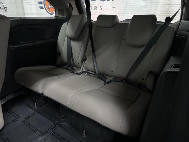 Photo of 2020 Deep Scarlet Pearl Honda Odyssey