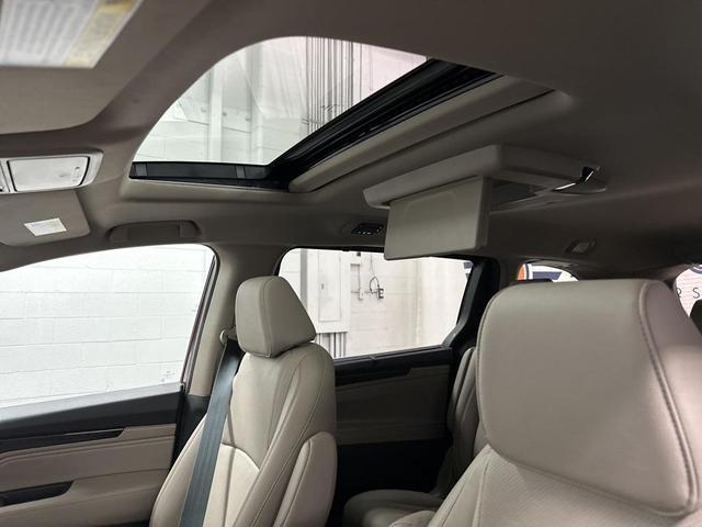 Photo of 2020 Deep Scarlet Pearl Honda Odyssey