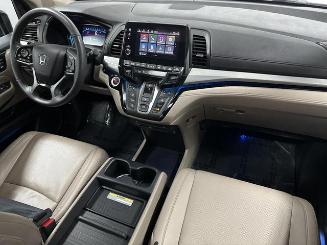 Photo of 2020 Deep Scarlet Pearl Honda Odyssey