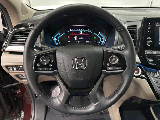 Photo of 2020 Deep Scarlet Pearl Honda Odyssey