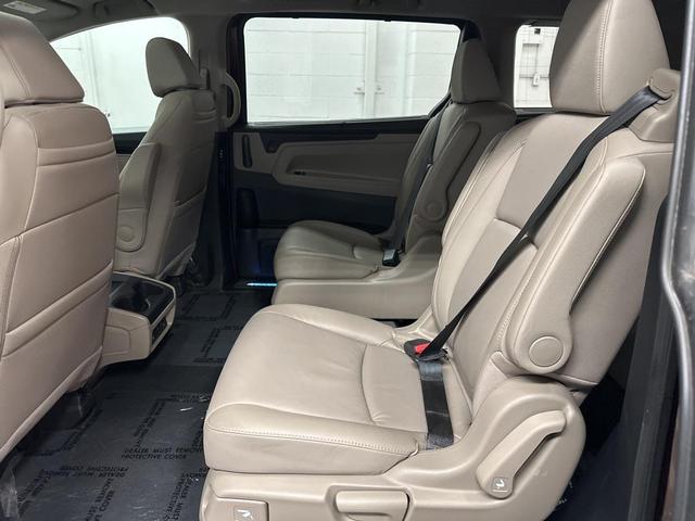 Photo of 2020 Deep Scarlet Pearl Honda Odyssey