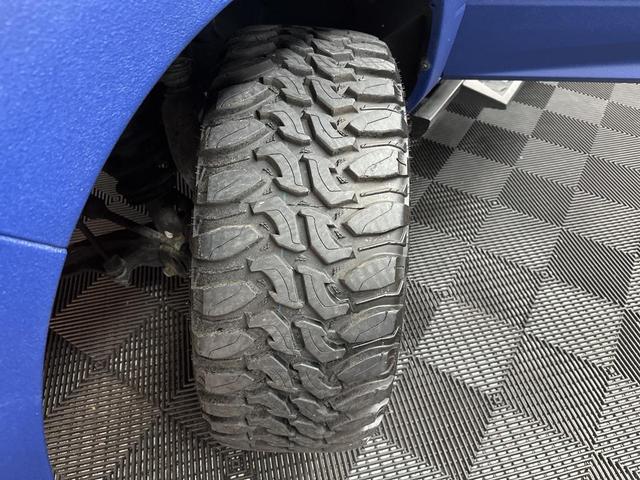 Photo of 2018 Blue Streak Pearlcoat RAM 1500