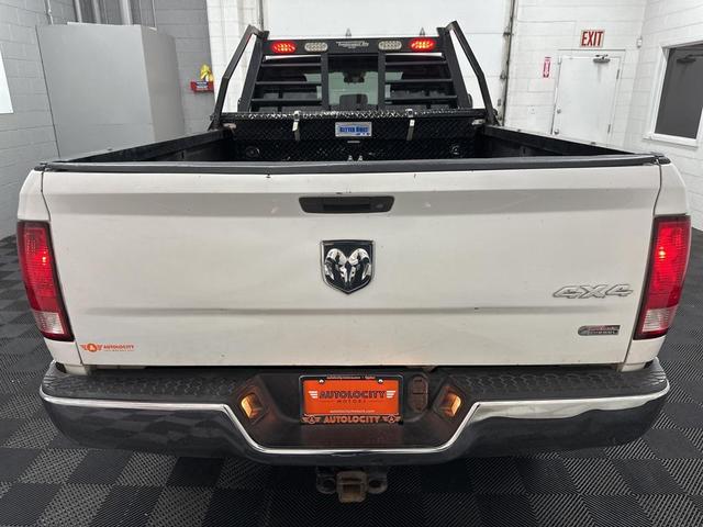 Photo of 2014 Bright White Clearcoat RAM 3500