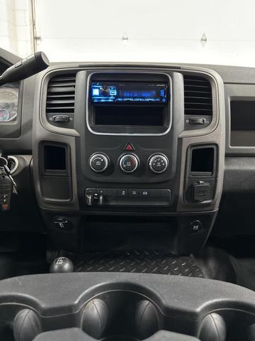 Photo of 2014 Bright White Clearcoat RAM 3500
