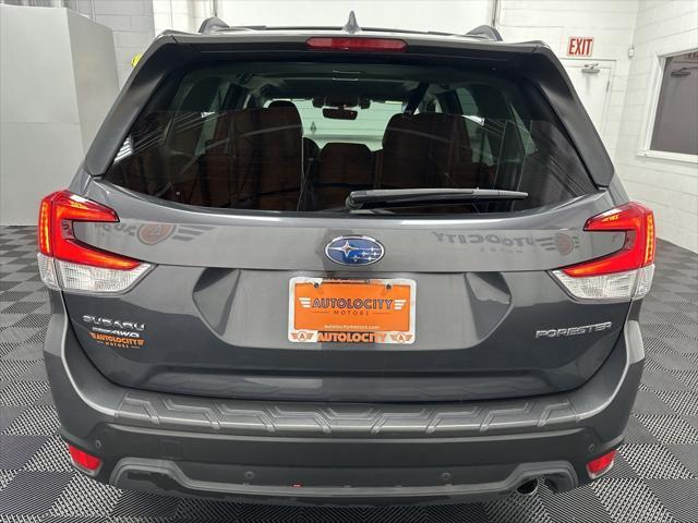 Photo of 2021 Magnetite Gray Metallic Subaru Forester