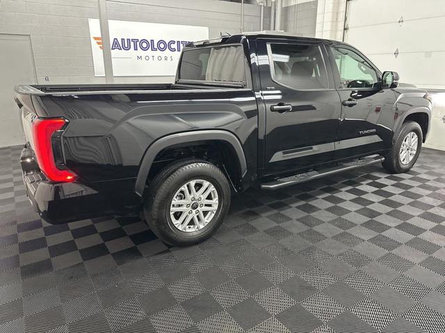 Photo of 2024 Midnight Black Metallic Toyota Tundra