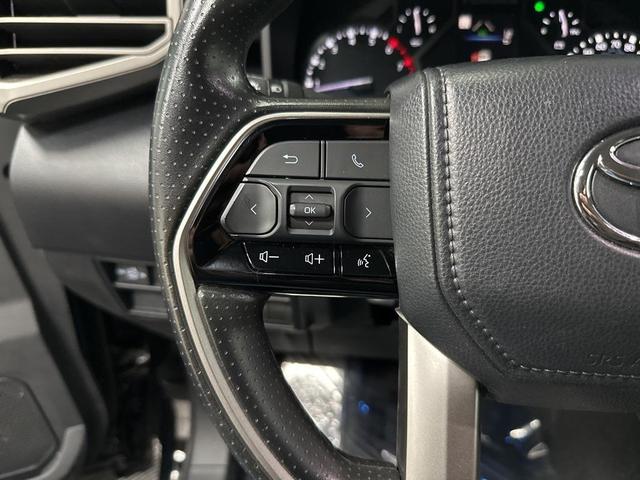 Photo of 2024 Midnight Black Metallic Toyota Tundra