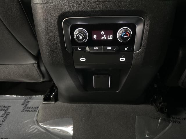 Photo of 2024 Summit White Chevrolet Tahoe