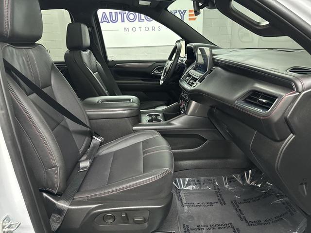 Photo of 2024 Summit White Chevrolet Tahoe