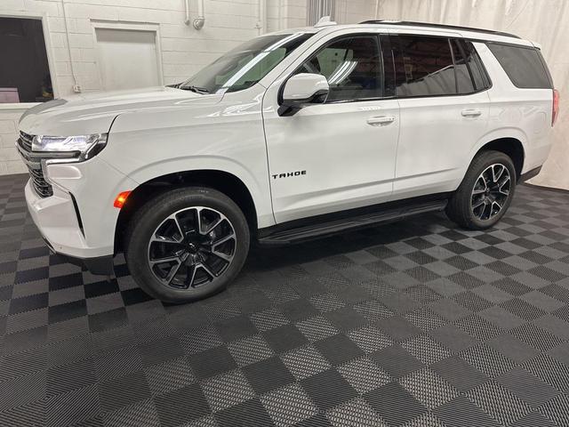 Photo of 2024 Summit White Chevrolet Tahoe
