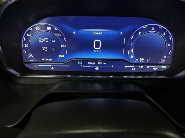 Photo of 2024 Summit White Chevrolet Tahoe