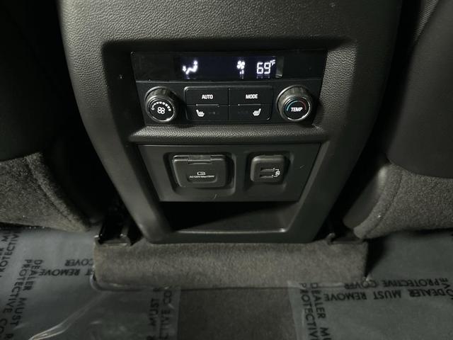 Photo of 2020 Black Cherry Metallic Chevrolet Traverse