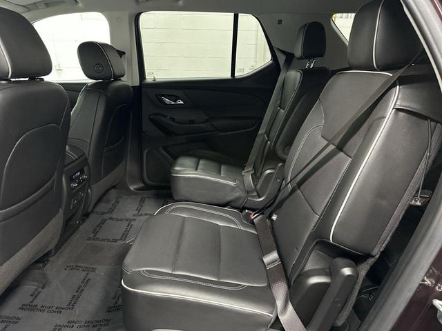 Photo of 2020 Black Cherry Metallic Chevrolet Traverse
