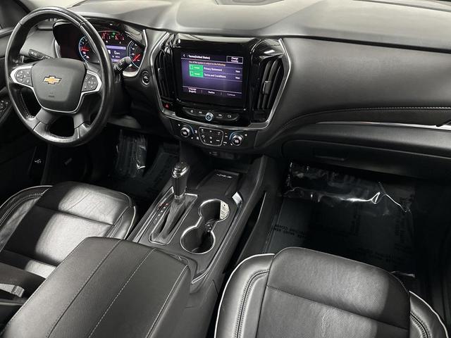 Photo of 2020 Black Cherry Metallic Chevrolet Traverse
