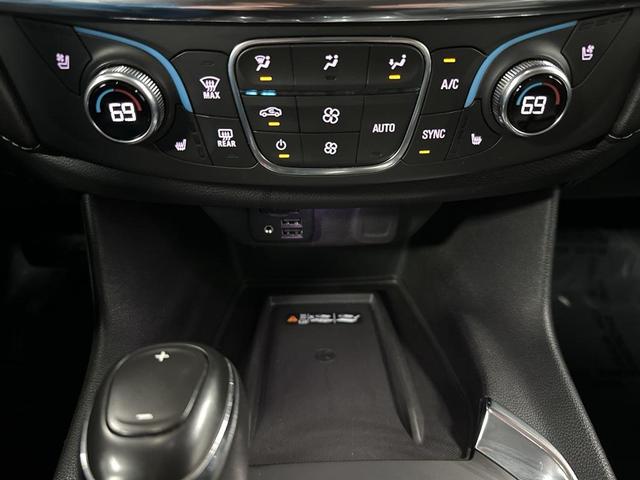 Photo of 2020 Black Cherry Metallic Chevrolet Traverse