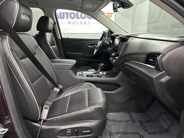 Photo of 2020 Black Cherry Metallic Chevrolet Traverse