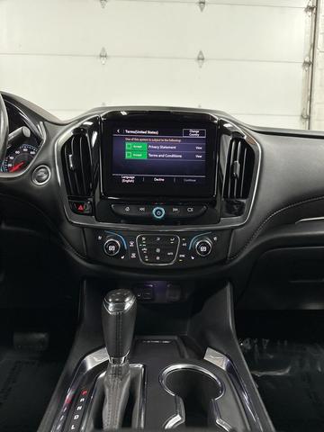 Photo of 2020 Black Cherry Metallic Chevrolet Traverse