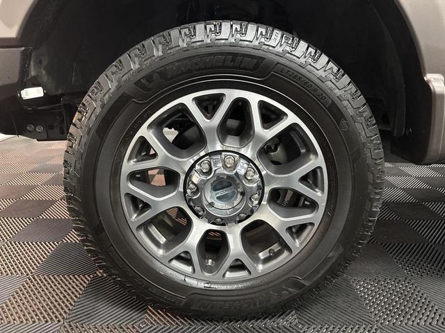 Photo of 2022 Rapid Red Metallic Tinted Clearcoat Ford F-250