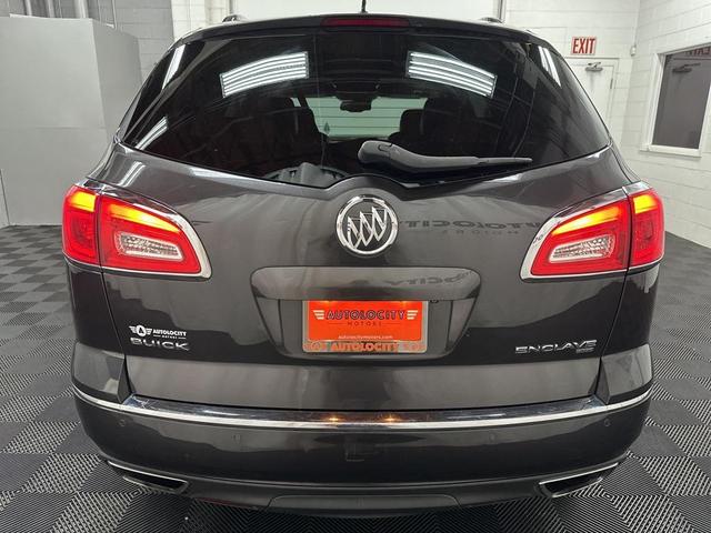 Photo of 2015 Iridium Metallic Buick Enclave